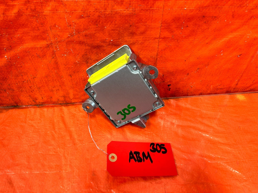 11 14 ACURA TSX   UNIT CONTROL MODULE   OEM PART #77950 TL0 A01   #3052