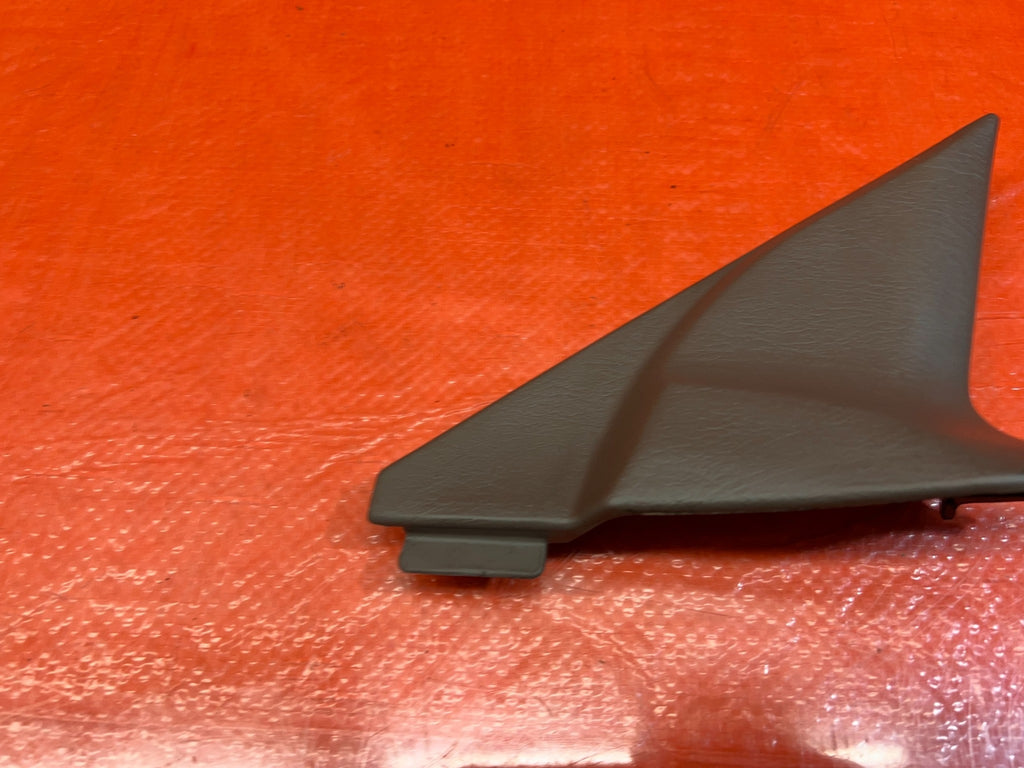 99 02 HONDA ACCORD EX SEDAN   INTERIOR MIRROR TRIM COVER PLASTIC   RIGHT   TAN5