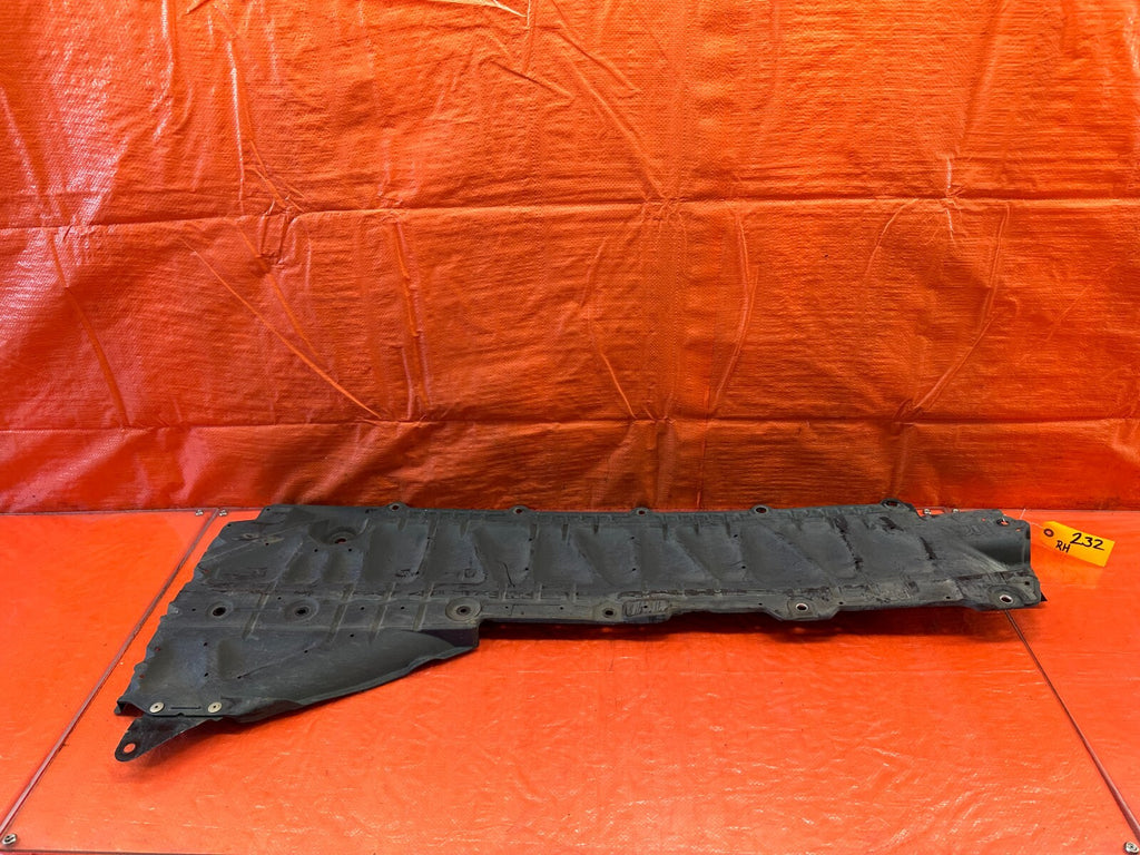 09 13 INFINITI G37 CONVERTIBLE PASSENGER RIGHT UNDER BODY SPLASH SHIELD OEM 2326