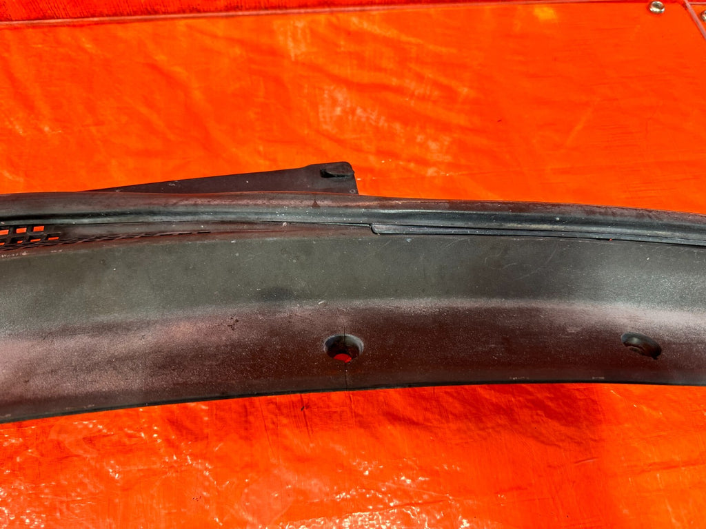 93 97 HONDA DEL SOL  WINDSHIELD WIPER COWL TRIM PLASTIC   OEM FACTORY #2727