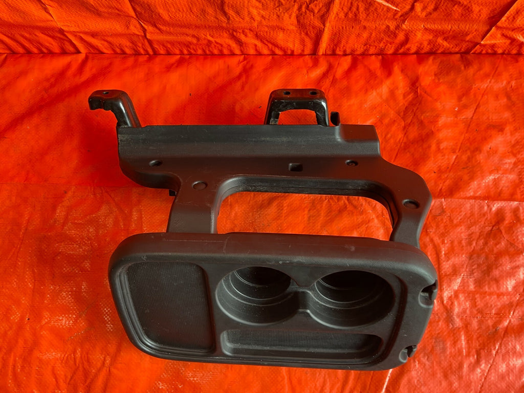 02 04 HONDA CR V CRV M/T ONLY FRONT SEAT FLOOR CONSOLE ARM REST LID CUP HOLDER  7