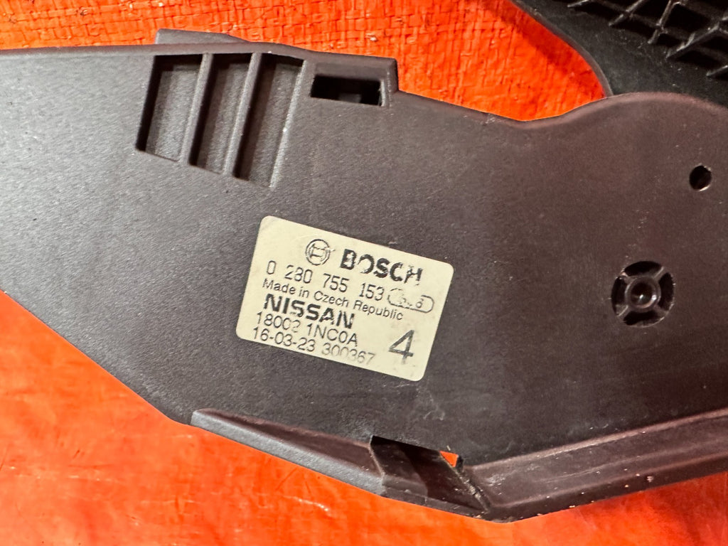 INFINITI G37 M37 Q70 Q60 NISSAN 370Z GAS ACCELERATOR ACCELERATION PEDAL OEM 3164