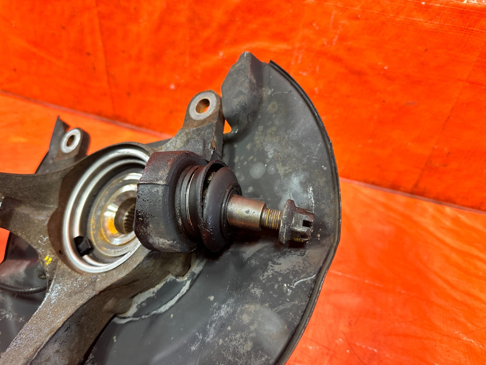 04 08 ACURA TSX   DRIVER LEFT FRONT SPINDLE KNUCKLE HUB   OEM FACTORY #30410