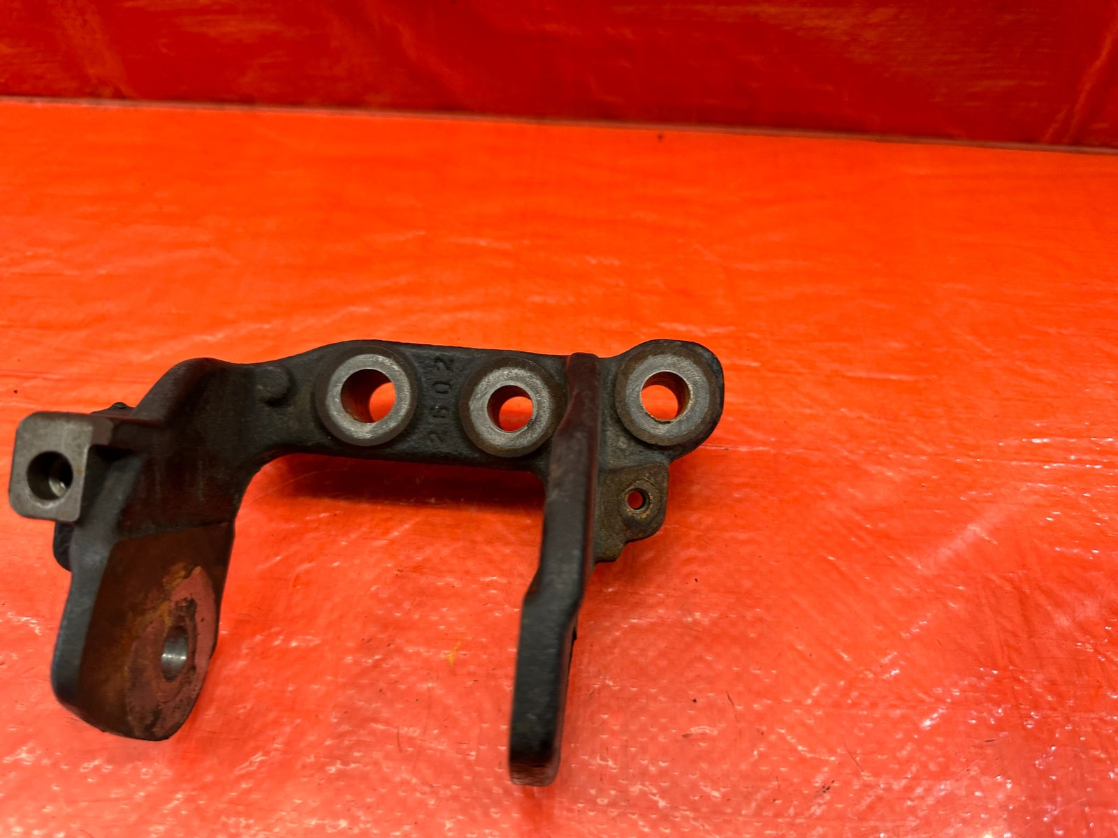 08 15 LANCER EVOLUTION X EVO 10 MR   AUTOMATIC TRANSMISSION BRACKET   OEM #2065