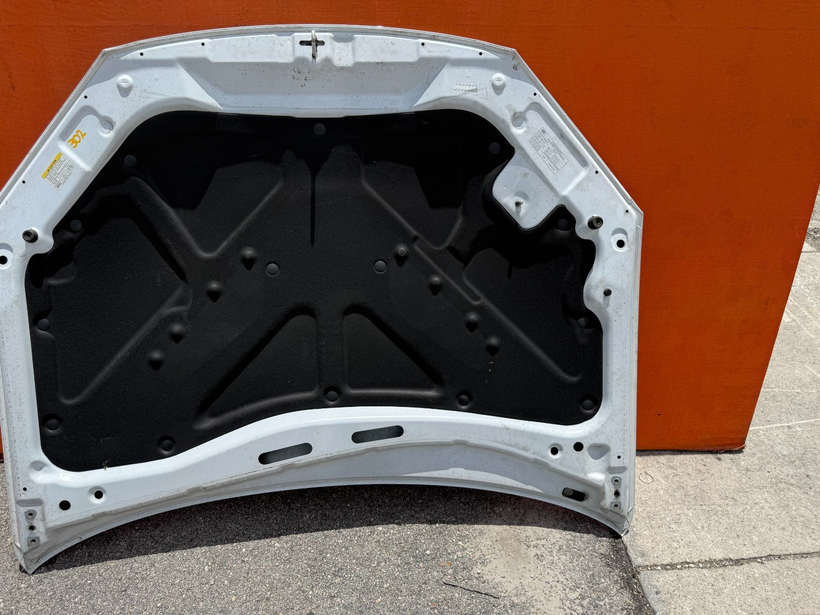 13 16 HYUNDAI GENESIS COUPE   HOOD BONNETT ASSEMBLY W/ ALL SCOOPS & TRIM OEM 30215