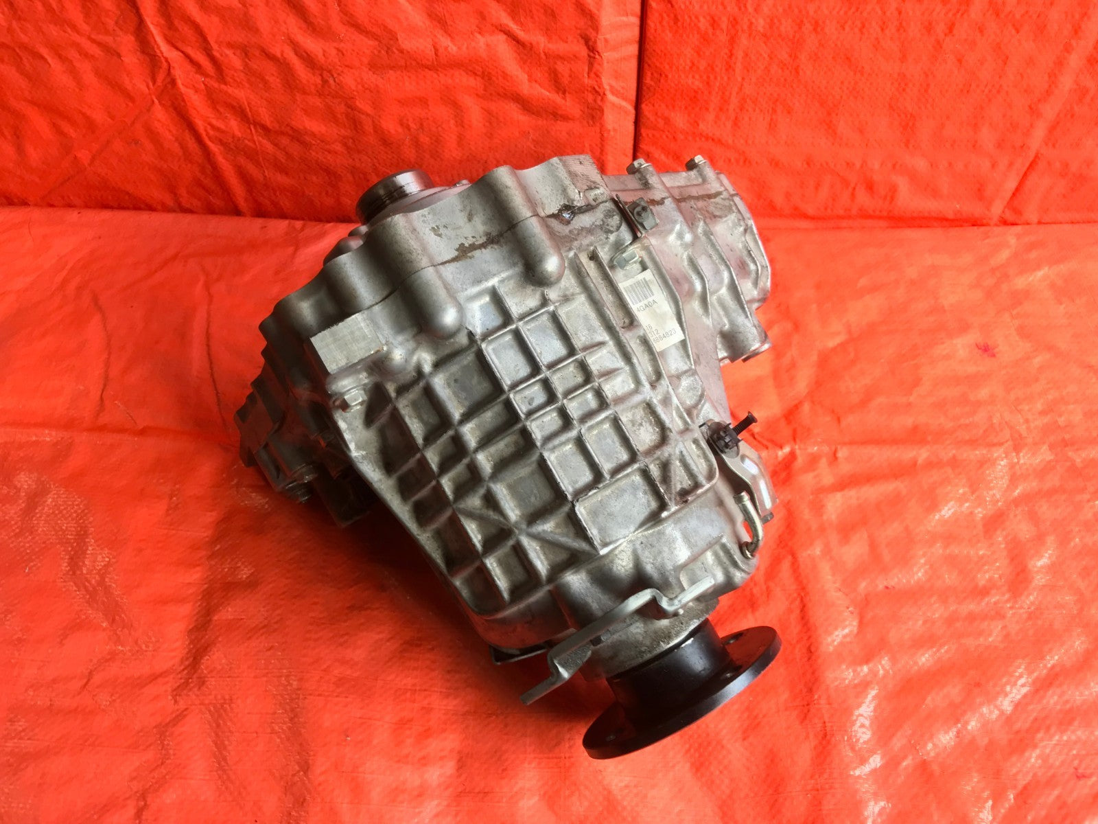 OEM 2017 17 INFINITI Q60 AWD 3.0L TT    TRANSFER CASE ASSEMBLY COMPLETE0