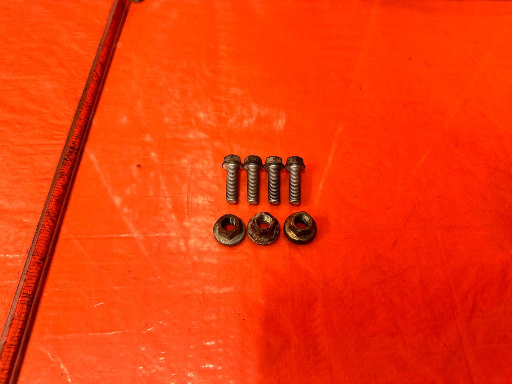 02 10 LEXUS SC430   3UZFE PASSENGER RIGHT MOTOR MOUNT BOLT SET BOLTS   OEM #2884