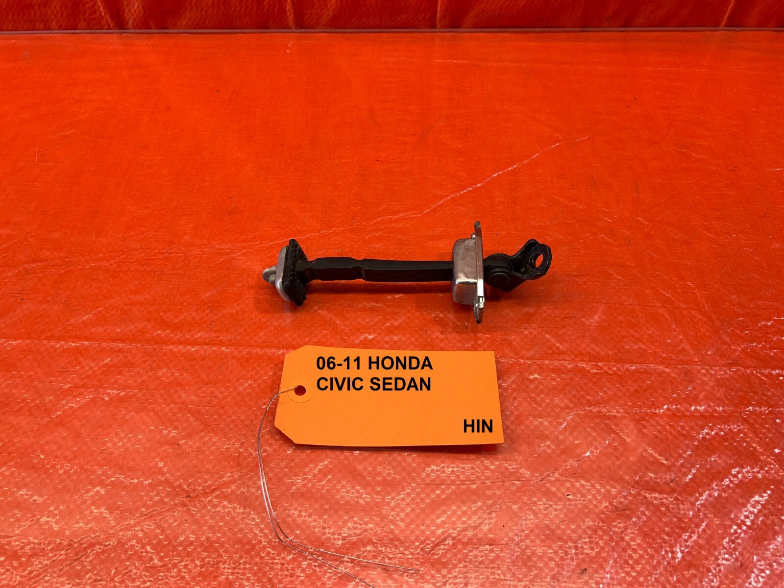 06 11 CIVIC 4D SEDAN   PASSENGER RIGHT REAR DOOR CHECKER HINGE ARM STOPPER #1550