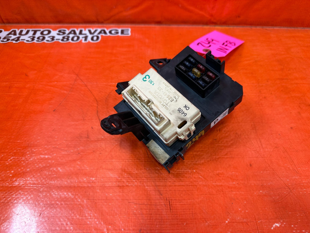 1996 96 TOYOTA TACOMA   2RZ FE 2.4L   INTERIOR CABIN UNDER DASH FUSE BOX PANEL  4