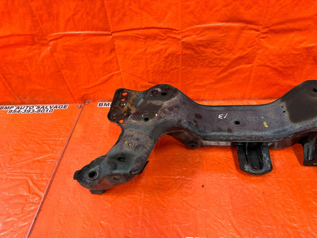 94 97 HONDA DEL SOL   FRONT SUBFRAME CROSSMEMBER K FRAME OEM   25615
