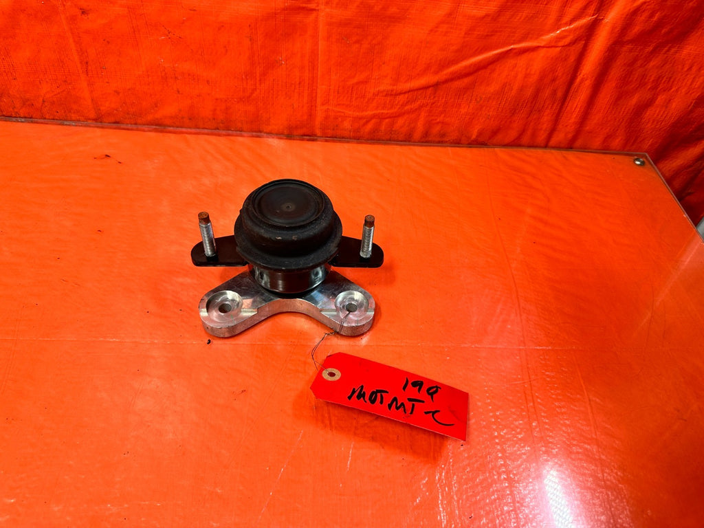 16 24 INFINITI Q50   3.0L   RWD ONLY   REAR TRANSMISSION MOUNT   OEM FACTORY 19Q0