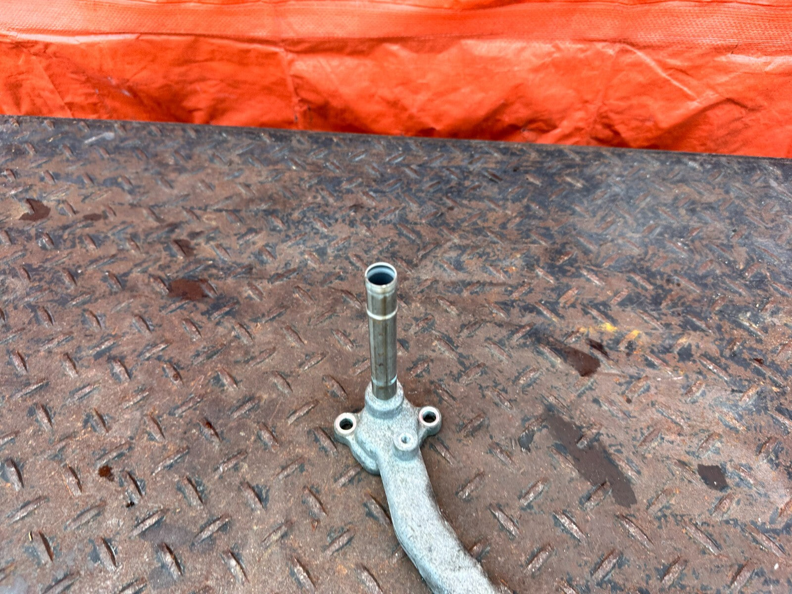 02 10 LEXUS SC430   3UZFE   COOLANT PASSAGE   OEM FACTORY #2887