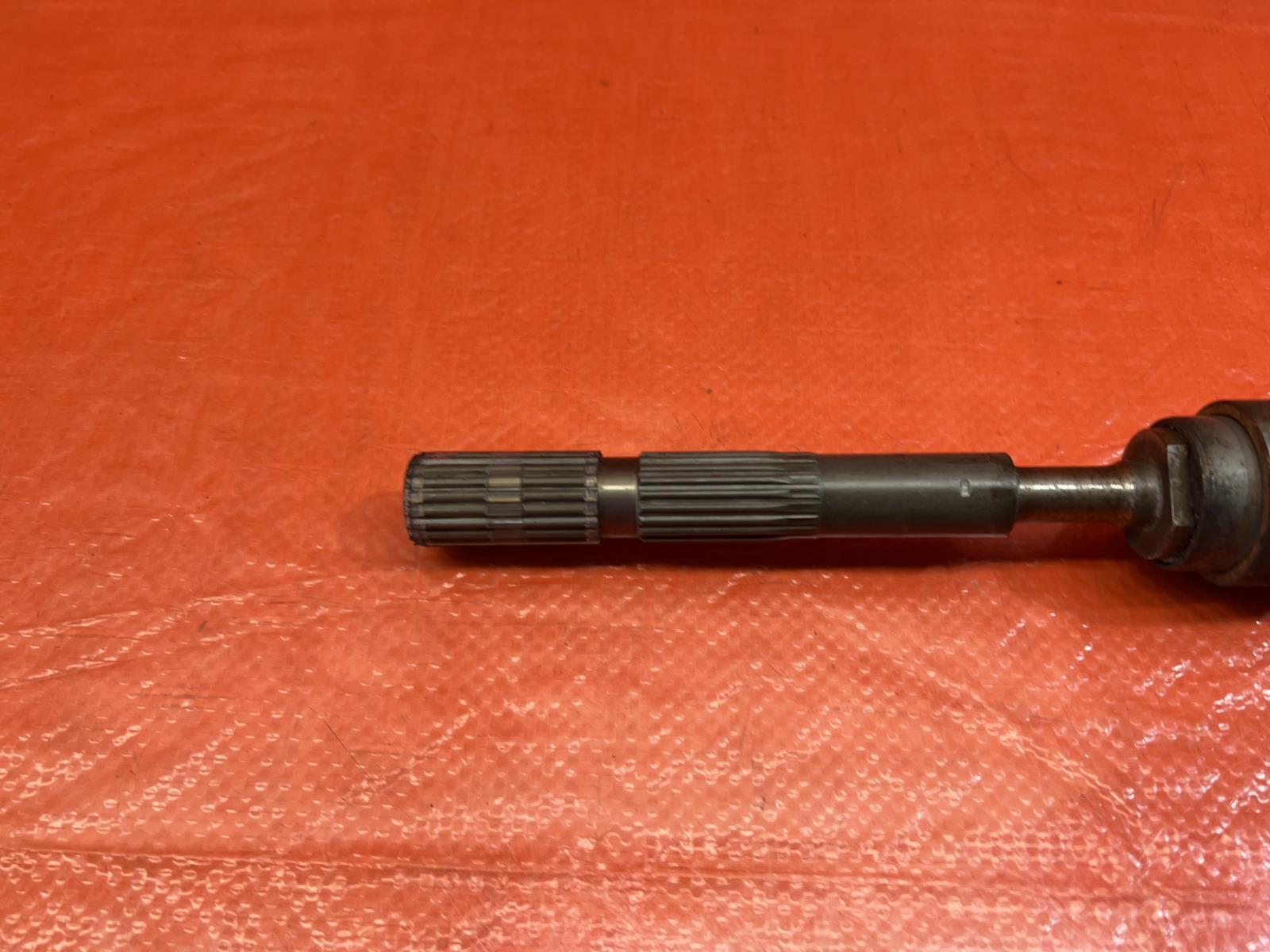 06 11 HONDA CIVIC SI   STEERING COLUMN TO RACK  U / B JOINT SWIVEL CONNECTOR 15510