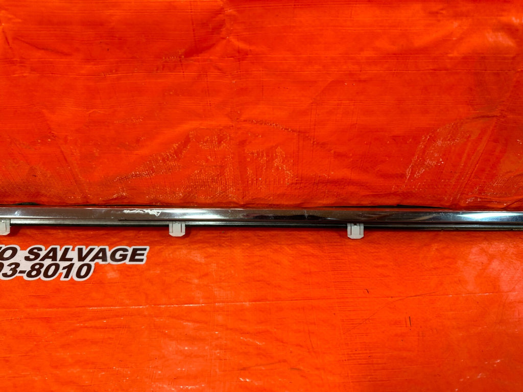 08 12 HONDA ACCORD SEDAN   PASSENGER RIGHT REAR EXTERIOR GLASS TRIM   OEM 2513