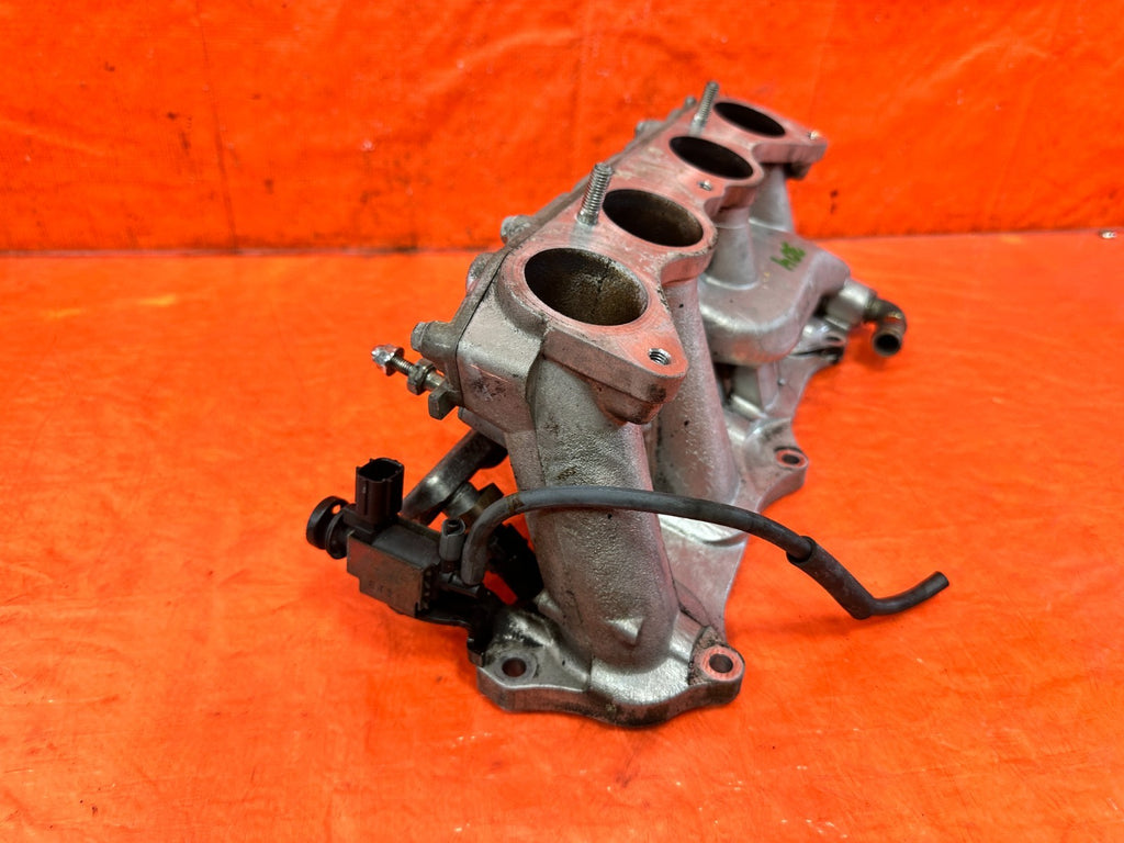 06 08 ACURA TSX   K24A2 INTAKE MANIFOLD BASE INNER PORTION W/ INJECTORS OEM 3044