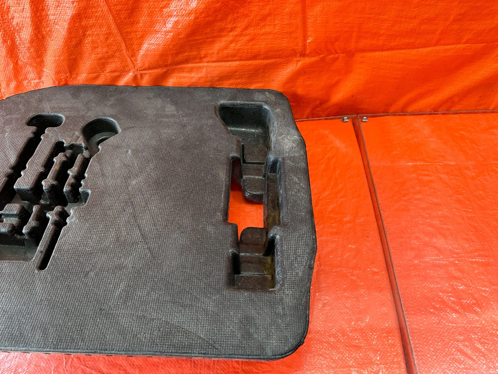 04 08 ACURA TSX   REAR SPARE TIRE FOAM COVER STYROFOAM PADDING TRIM   OEM #1964