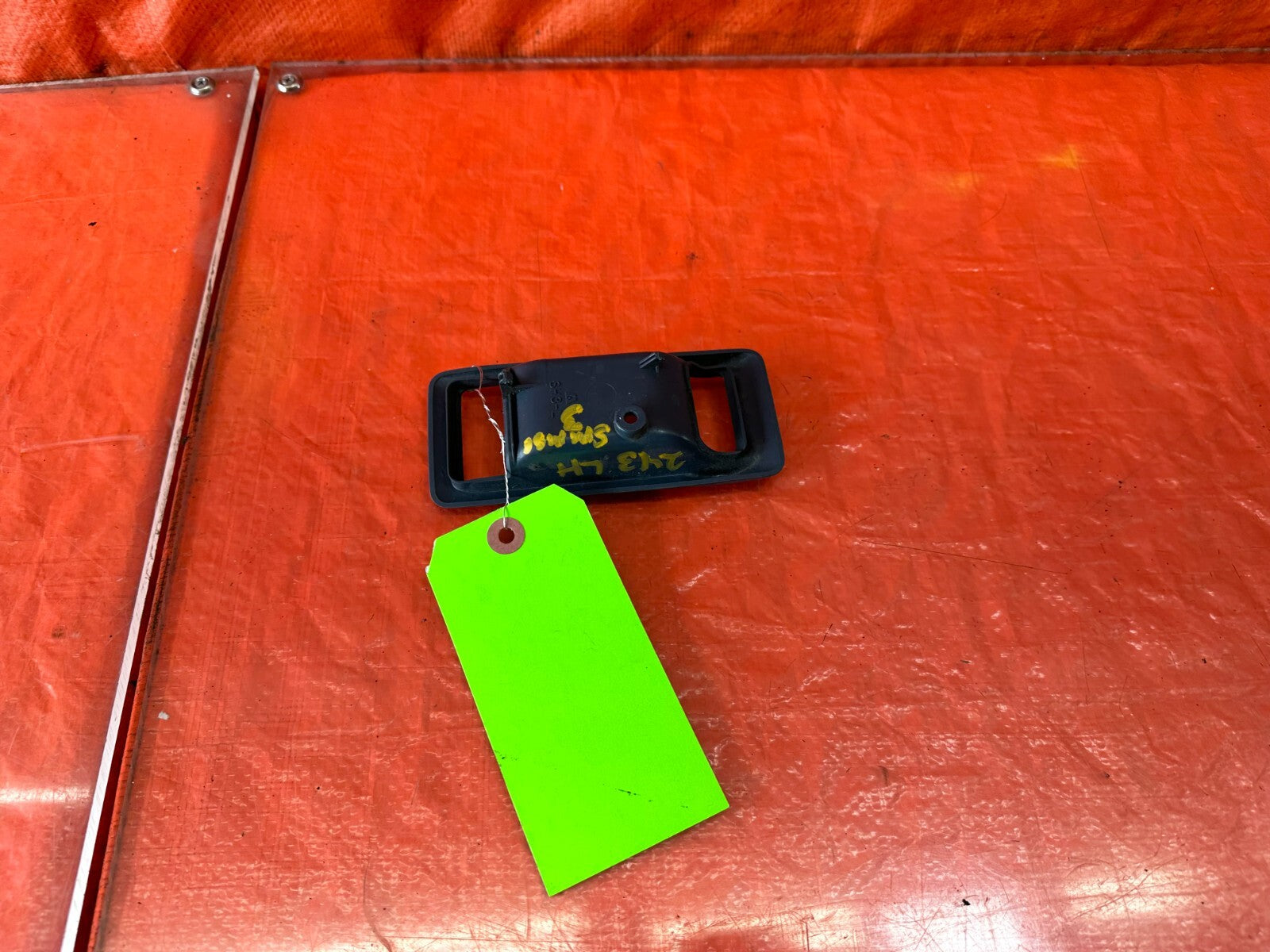 88 91 HONDA CRX   DRIVER LEFT INTERIOR DOOR HANDLE TRIM   BLUE COLOR   OEM #2434