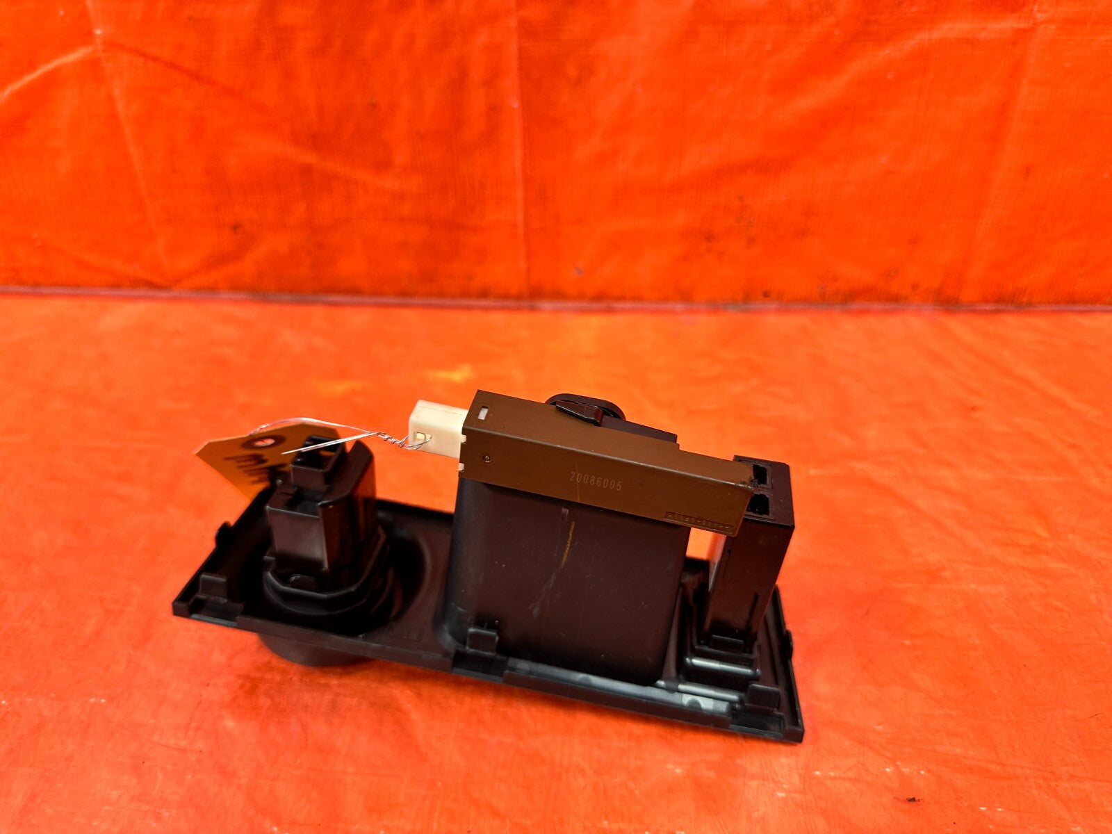 17 20 SUBARU BRZ   ENGINE PUSH START BUTTON W/ BEZEL & USB INPUT   OEM #2924