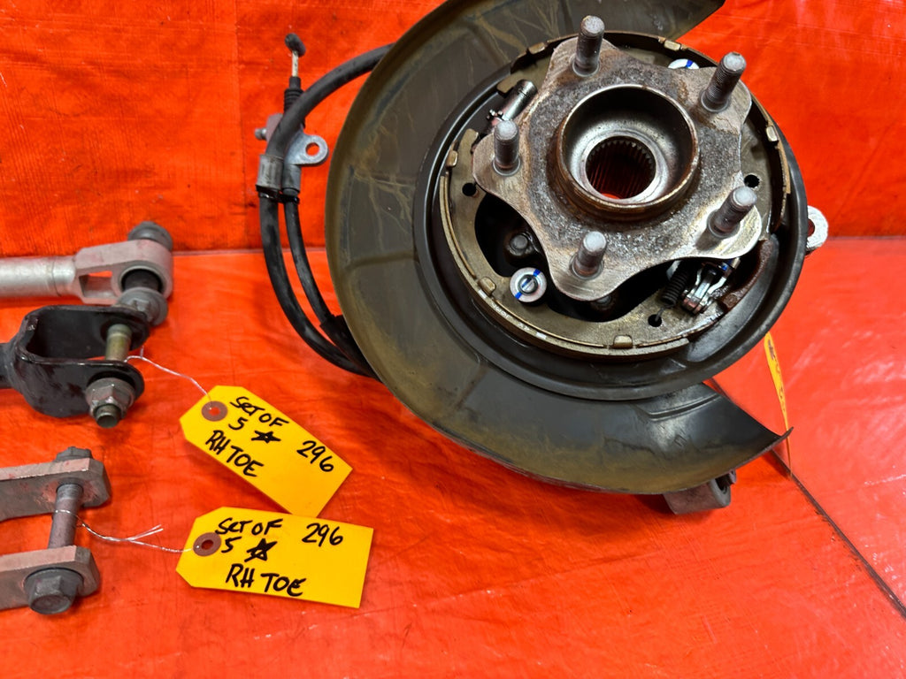 14 20 INFINITI Q50 Q60 LEFT REAR SPINDLE KNUCKLE W/ ALL CONTROL ARMS OEM #2965