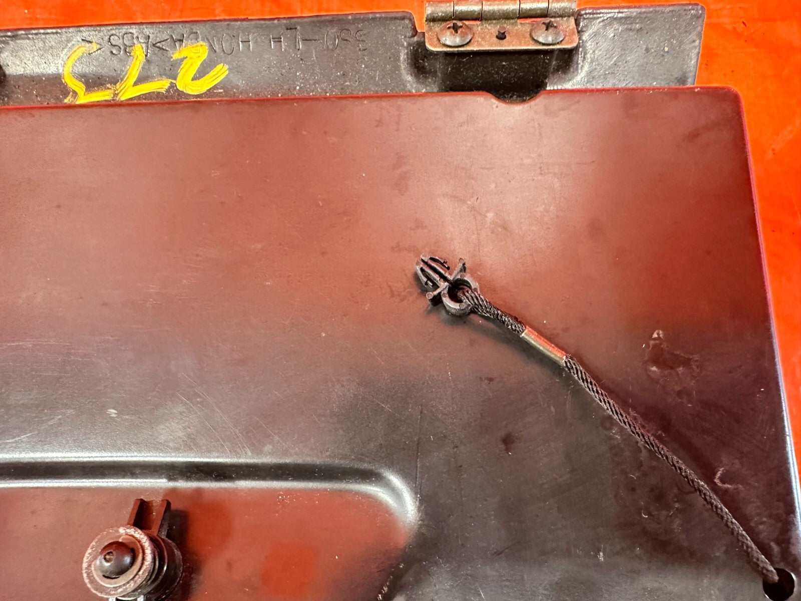 92 96 HONDA PRELUDE   GLOVE BOX   OEM FACTORY #2735