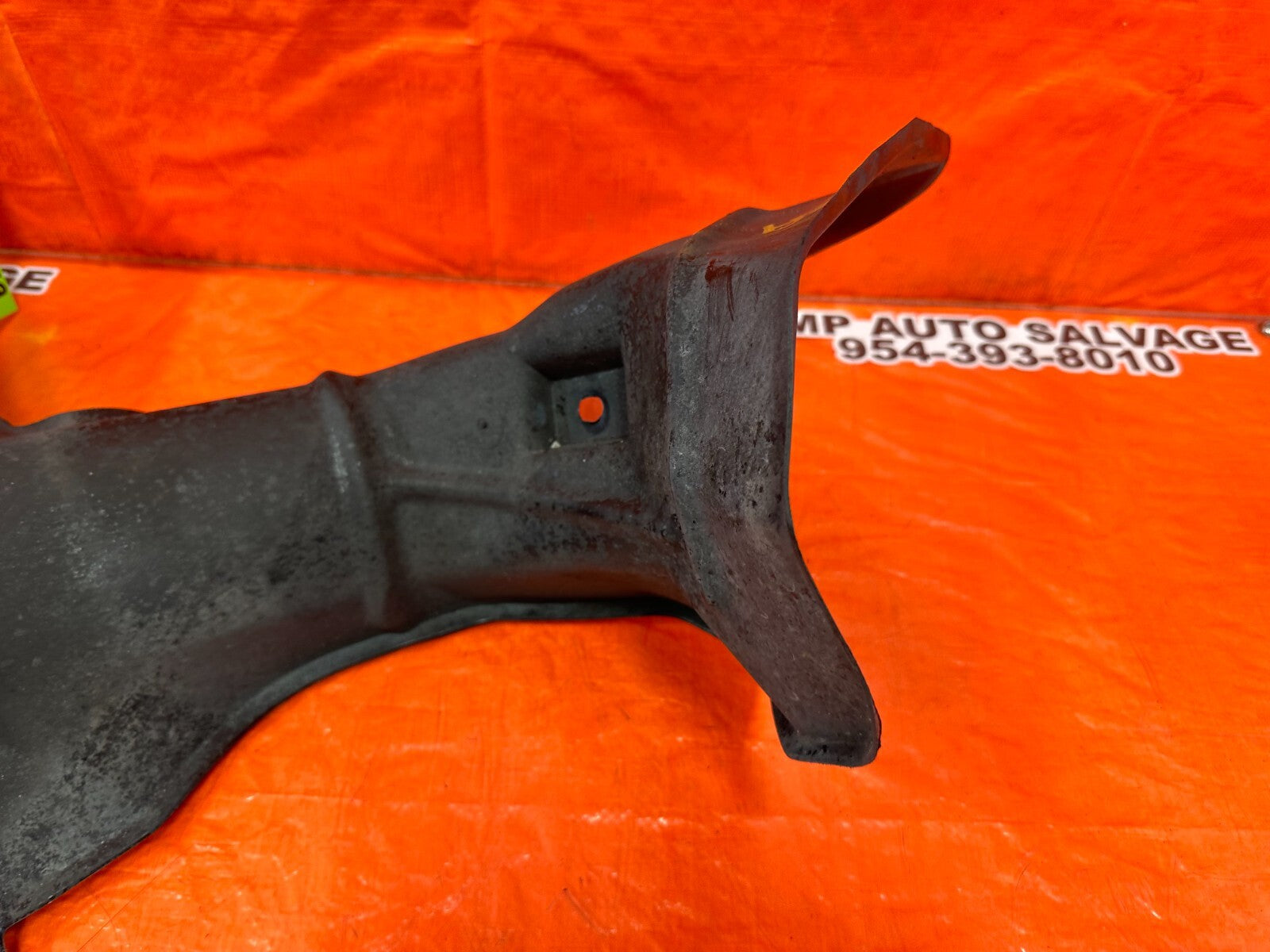 97 98 HONDA PRELUDE   FUEL TANK FILLER NECK SPLASH SHIELD PLASTIC TRIM OEM 2595