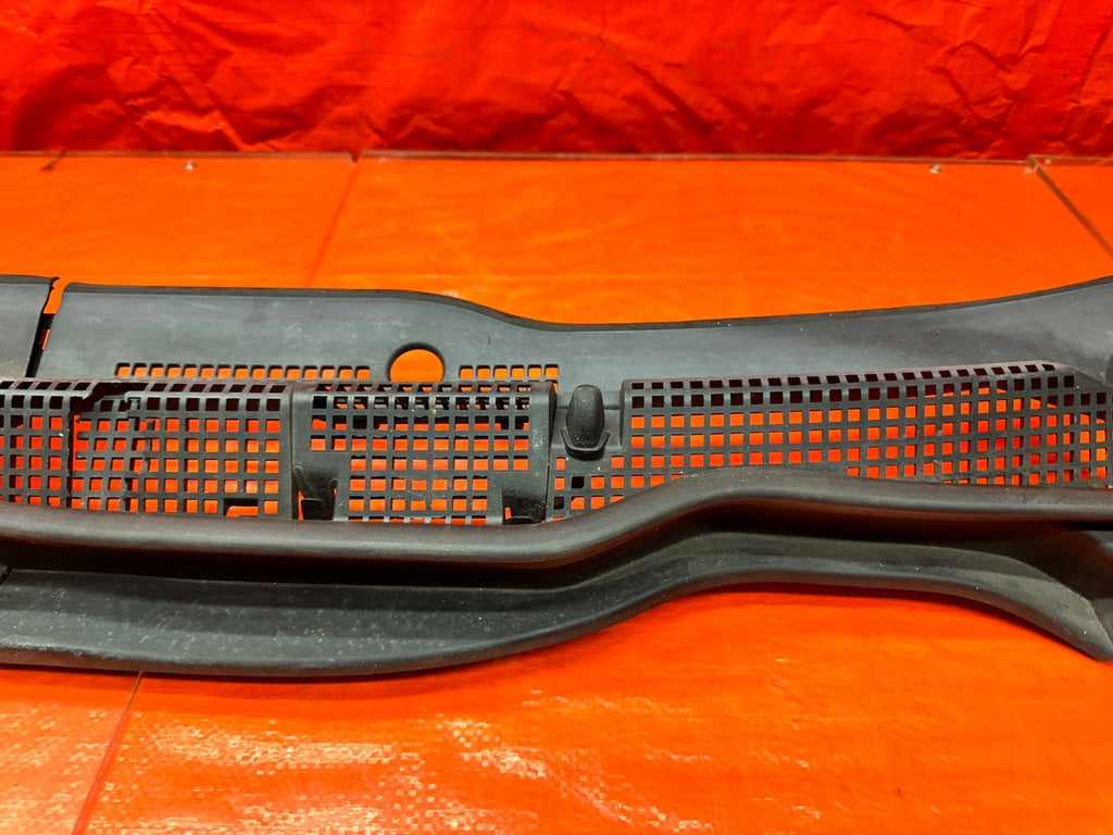 04 08 ACURA TSX FRONT WINDSHIELD WIPER COWL VENT GRILLE PANEL OEM #3308