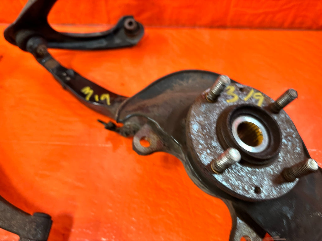 96 00 HONDA CIVIC DRIVER LEFT FRONT SPINDLE KNUCK HUB & CONTROL ARMS   OEM #3193