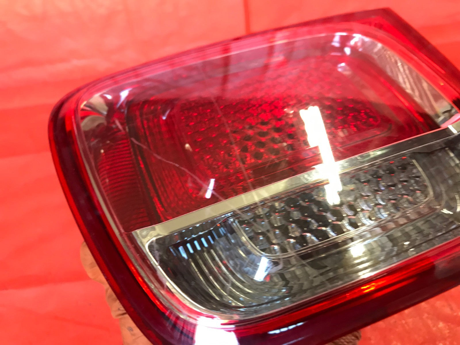 OEM 2013 2014 2015 CHEVROLET MALIBU PASSENGER RIGHT INNER TRUNK TAIL LIGHT LAMP1
