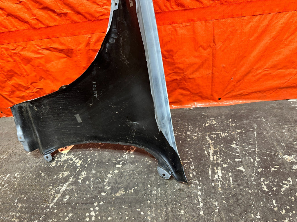 92 96 HONDA PRELUDE RIGHT PASSENGER FENDER OEM #33215