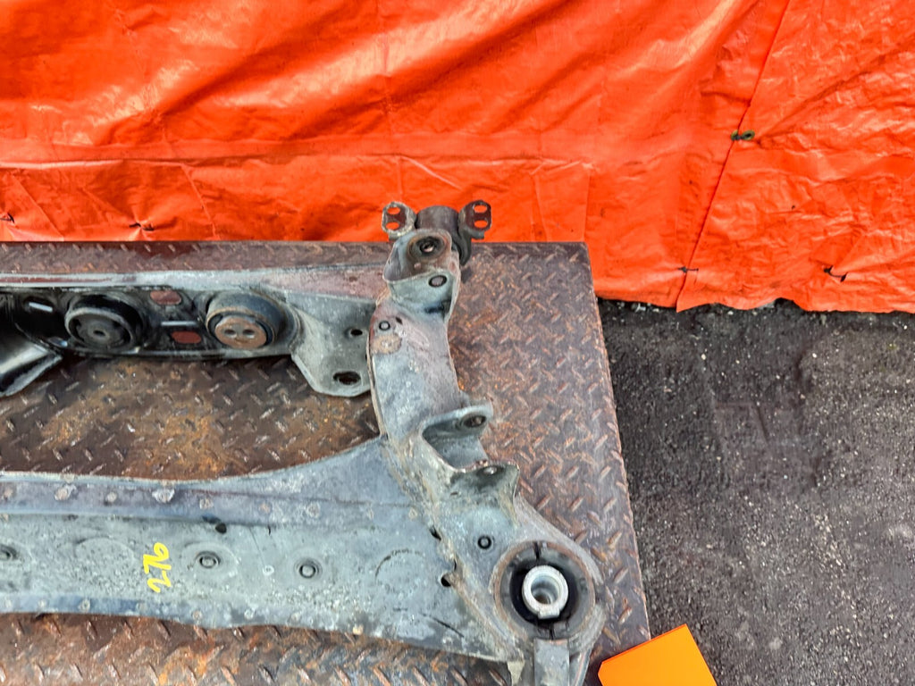 92 00 LEXUS SC300   REAR SUBFRAME SUB FRAME BRACKET BRACE   OEM FACTORY #27619