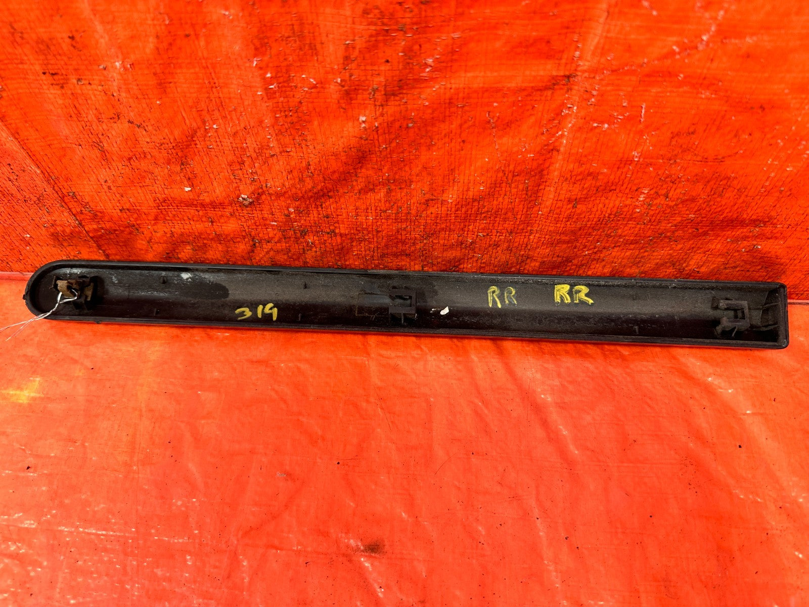 96 00 HONDA CIVIC COUPE   RIGHT REAR 1/4 PANEL MOLDING TRIM QUARTER OEM 3192