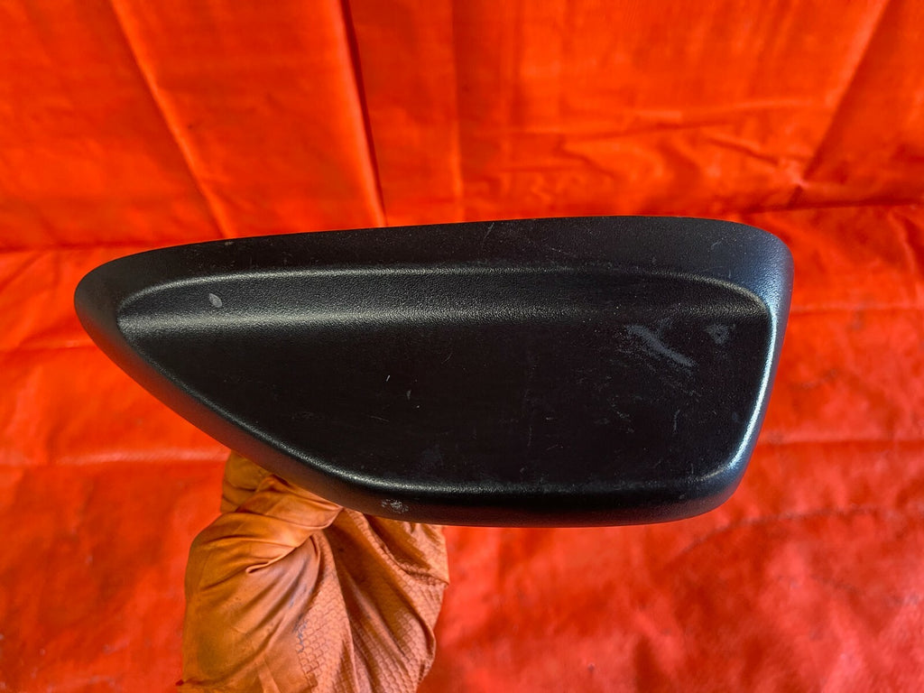 19 20 JEEP GRAND CHEROKEE   BASE CABLE AND BRACKET ANTENNA   68306633AA   OEM 7