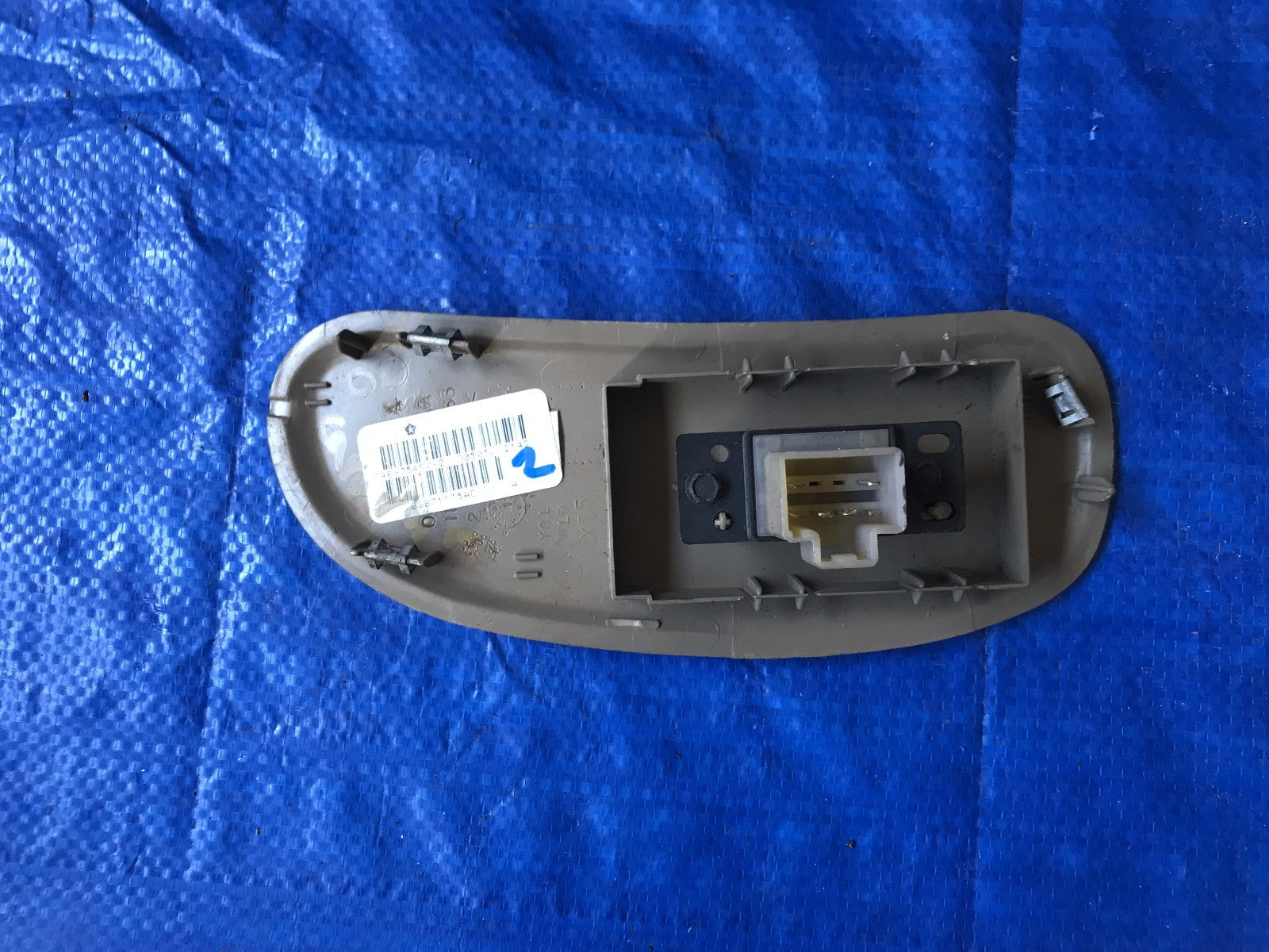 OEM 2001 2002 2003 2004 2005 06 07 DODGE CARAVAN PASSENGER RIGHT WINDOW SWITCH3