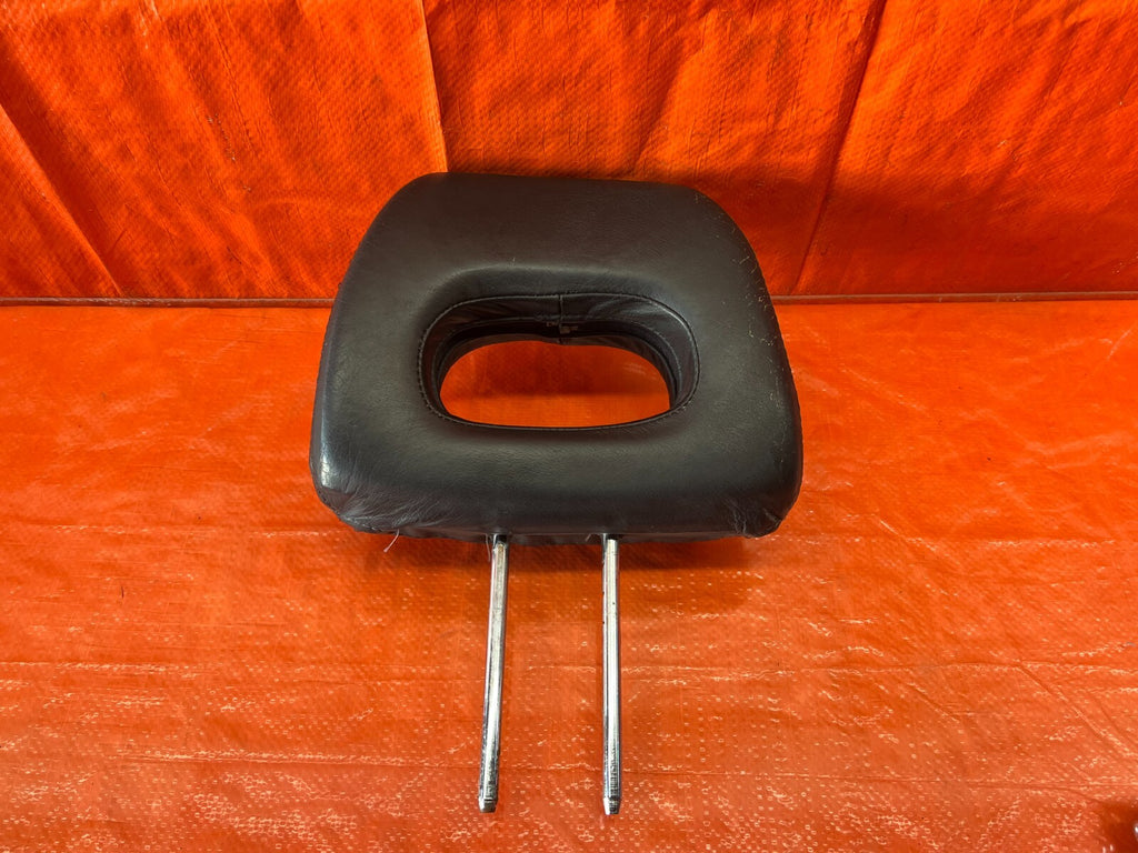 94 01 ACURA INTEGRA   BLACK LEATHER FRONT SEAT   HEAD REST   OEM #1440