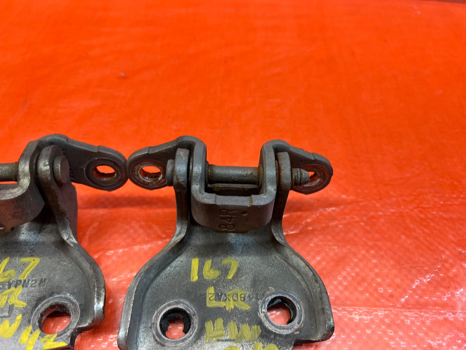 98 02 HONDA ACCORD SEDAN DRIVER LEFT REAR DOOR HINGE SET UPPER LOWER OEM #1676