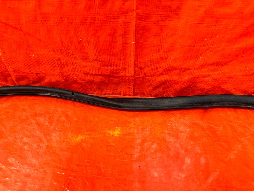 02 10 LEXUS SC430   DRIVER LEFT FRONT   DOOR WEATHER STRIP   OEM FACTORY OE #2883