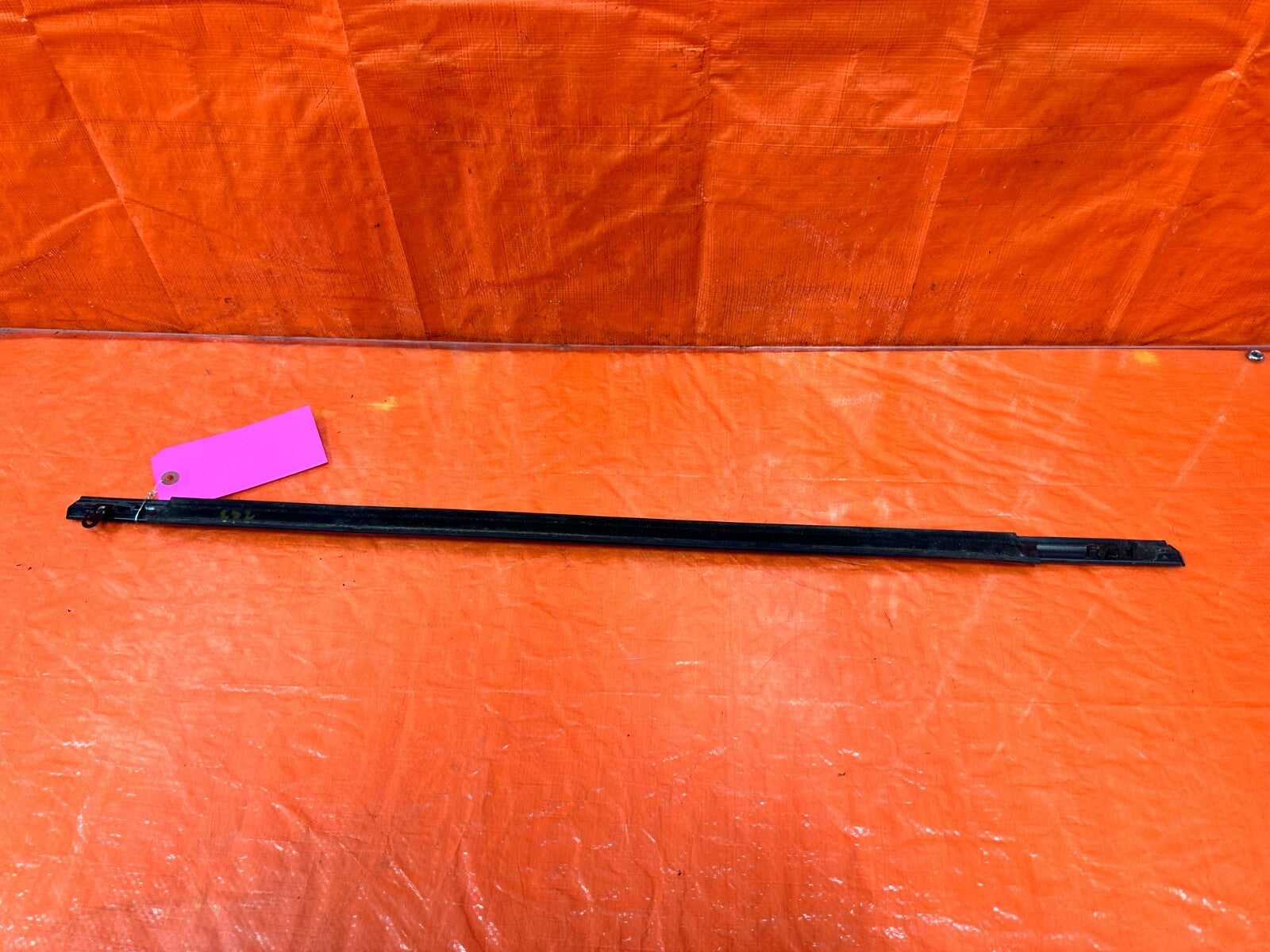 08 14 SUBARU IMPREZA WRX WAGON PASSENGER RIGHT REAR DOOR EXTERIOR WINDOW TRIM7