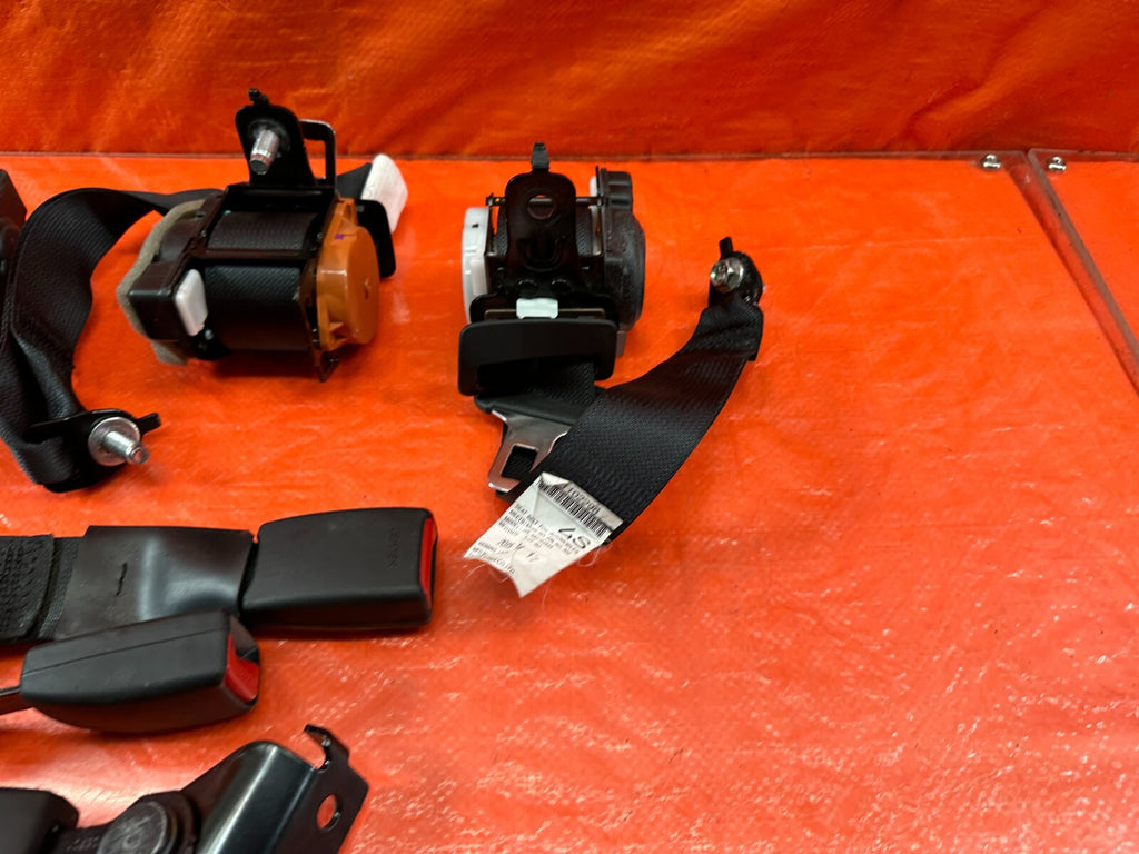 14 17 INFINITI Q50 REAR SEAT BELT SET LEFT & RIGHT SEAT BELTS   BLACK   OEM #2157