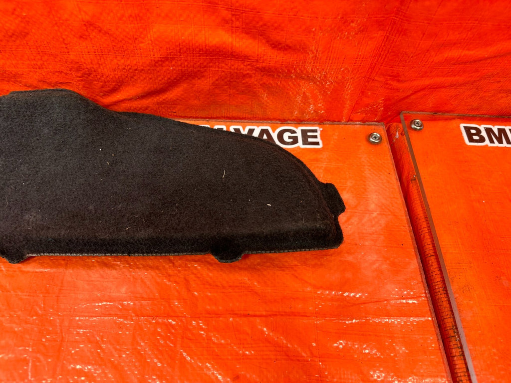 02 06 ACURA RSX   PASSENGER RIGHT TAIL LIGHT LAMP TRIM  BLACK   OEM #06DC51