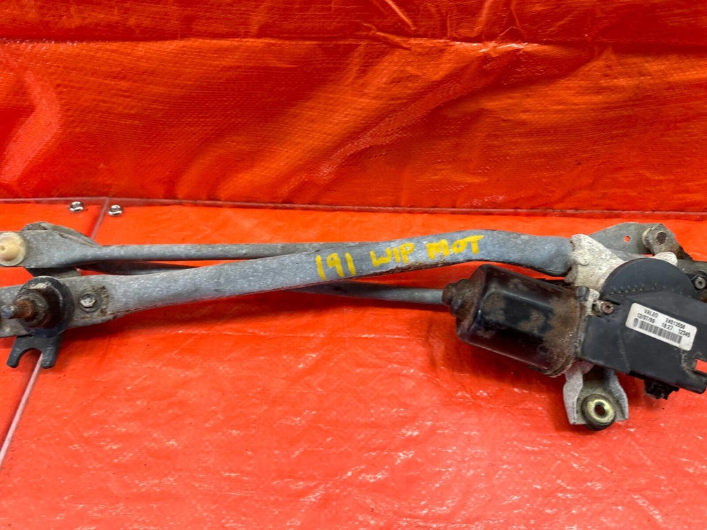 96 00 HONDA CIVIC   WINDSHIELD WIPER MOTOR AND WIPER LINKAGE COMBO   OEM #1915