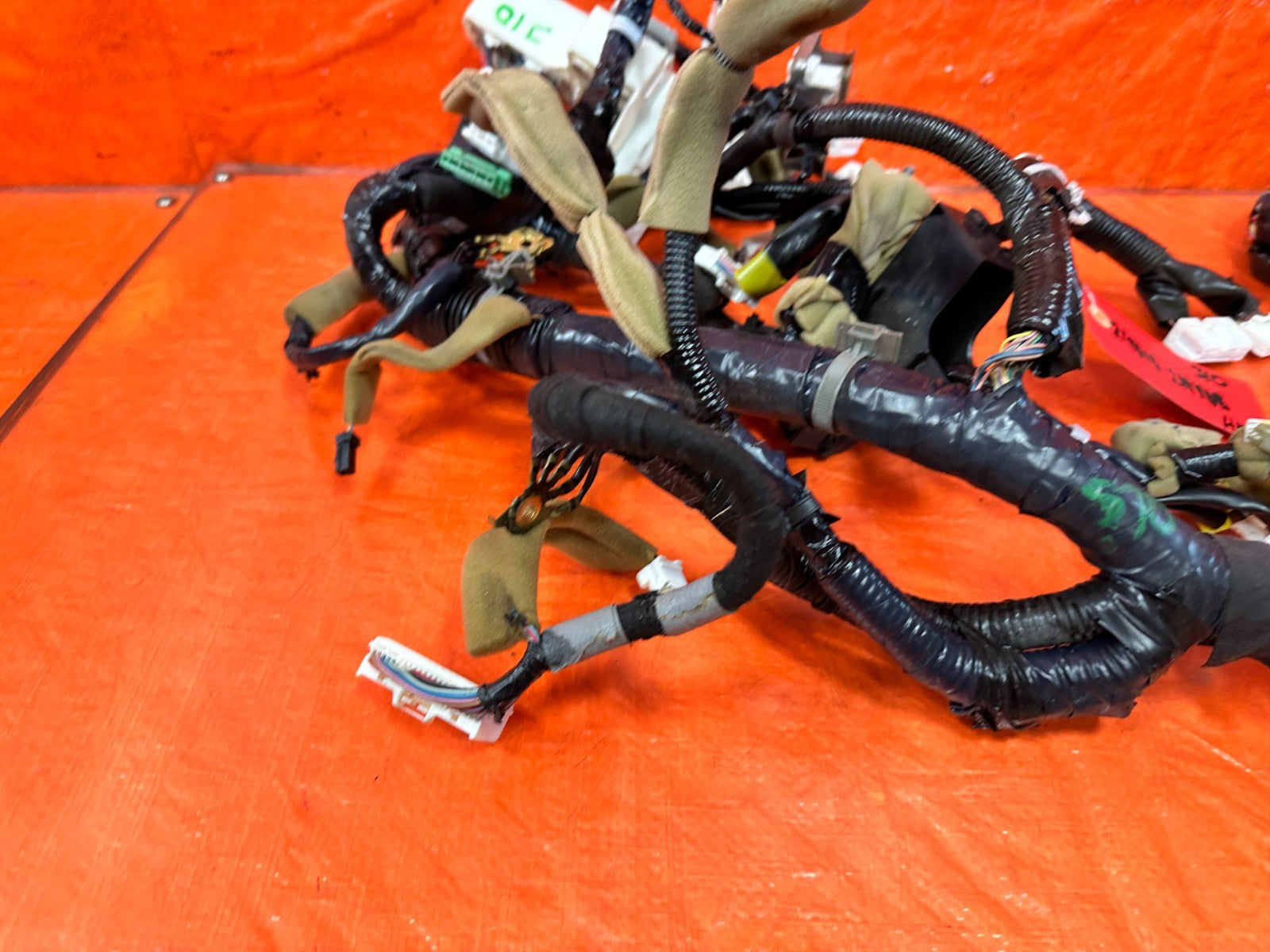 09 10 INFINITI G37 CONVERTIBLE   MAIN HARNESS   PART # 24010 1NY0B   OEM 3108