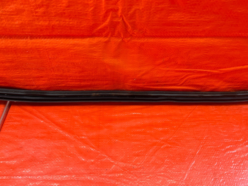 04 08 ACURA TSX   LEFT REAR   DOOR TO CHASSIS WEATHER STRIP OPEN TRIM OEM #20512