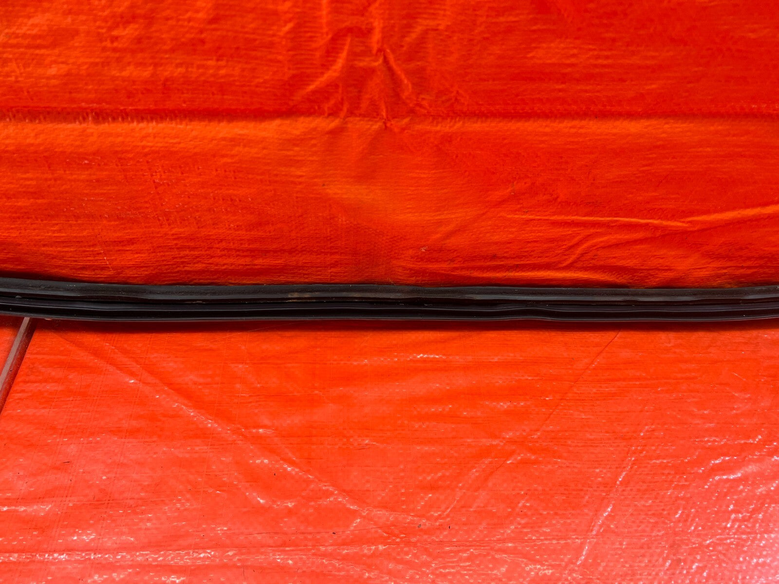 04 08 ACURA TSX   LEFT REAR   DOOR TO CHASSIS WEATHER STRIP OPEN TRIM OEM #20512
