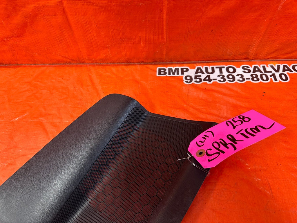 02 05 HONDA CIVIC SI EP3 HATCHBACK REAR SPEAKER COVER TRIM   LEFT SIDE OEM #2582
