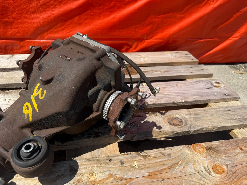 10 13 INFINITI G37 CONVERTIBLE   AUTOMATIC DIFFERENTIAL CARRIER PUMPKIN OEM #3101