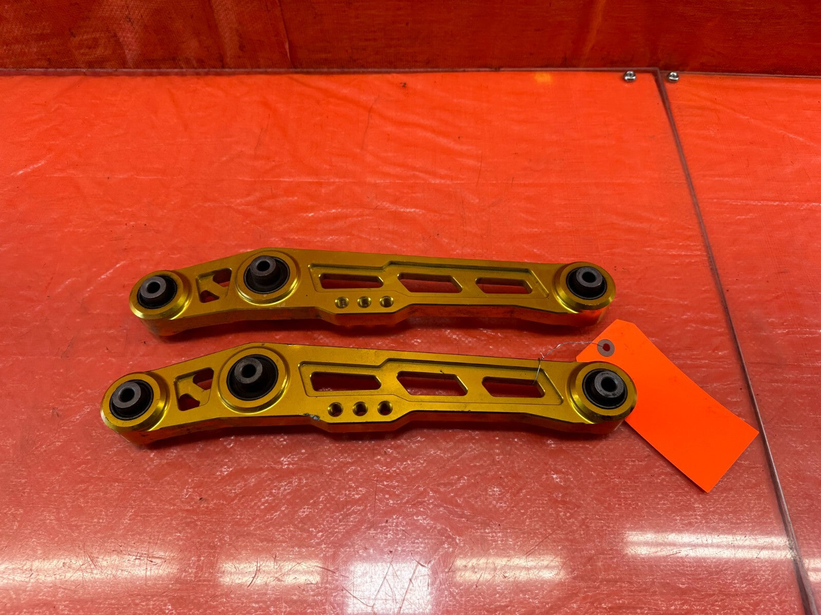 92 94 HONDA CIVIC   TRUHART REAR LOWER CONTROL ARMS   LEFT & RIGHT   GOLD   #2356