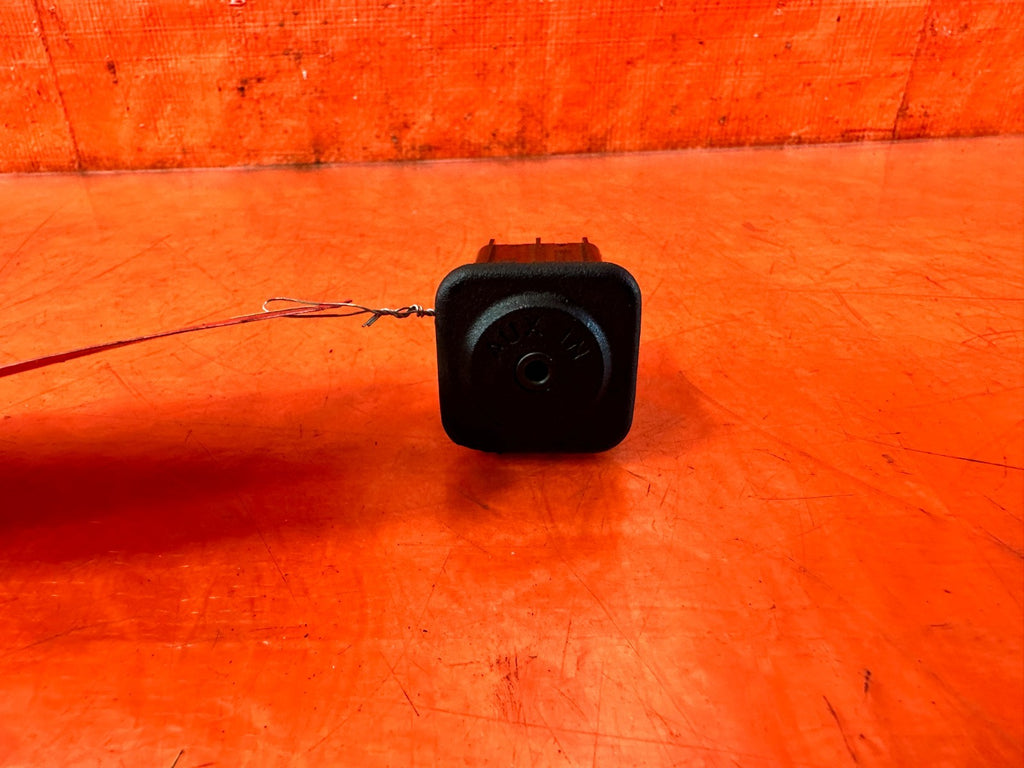 09-11 MAZDA RX8 RX-8 - HEADPHONE JACK PORT - OEM #3031