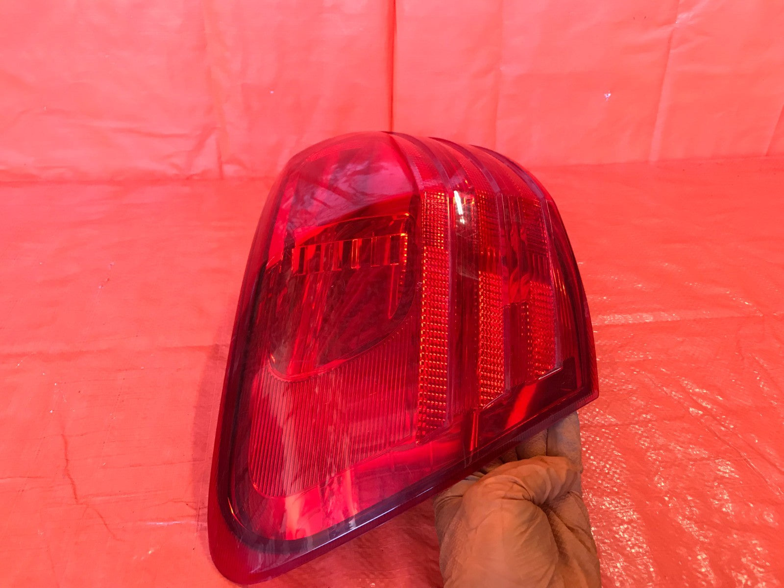 OEM 2010 2011 2012 NISSAN ROGUE DRIVER LEFT OUTER TAIL LIGHT LAMP L LH 10 115
