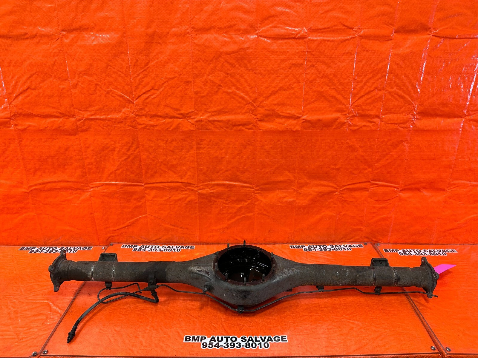 95 04 TOYOTA TACOMA   4 CYLINDER   NON ABS   BARE AXLE HOUSING ASSEMBLY OEM #24912