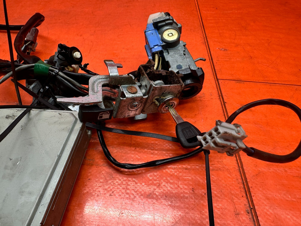 97 01 HONDA PRELUDE 2.2L ECU IMMOBILIZER IGNITION SWITCH CYLINDER LOCKS OEM #3356